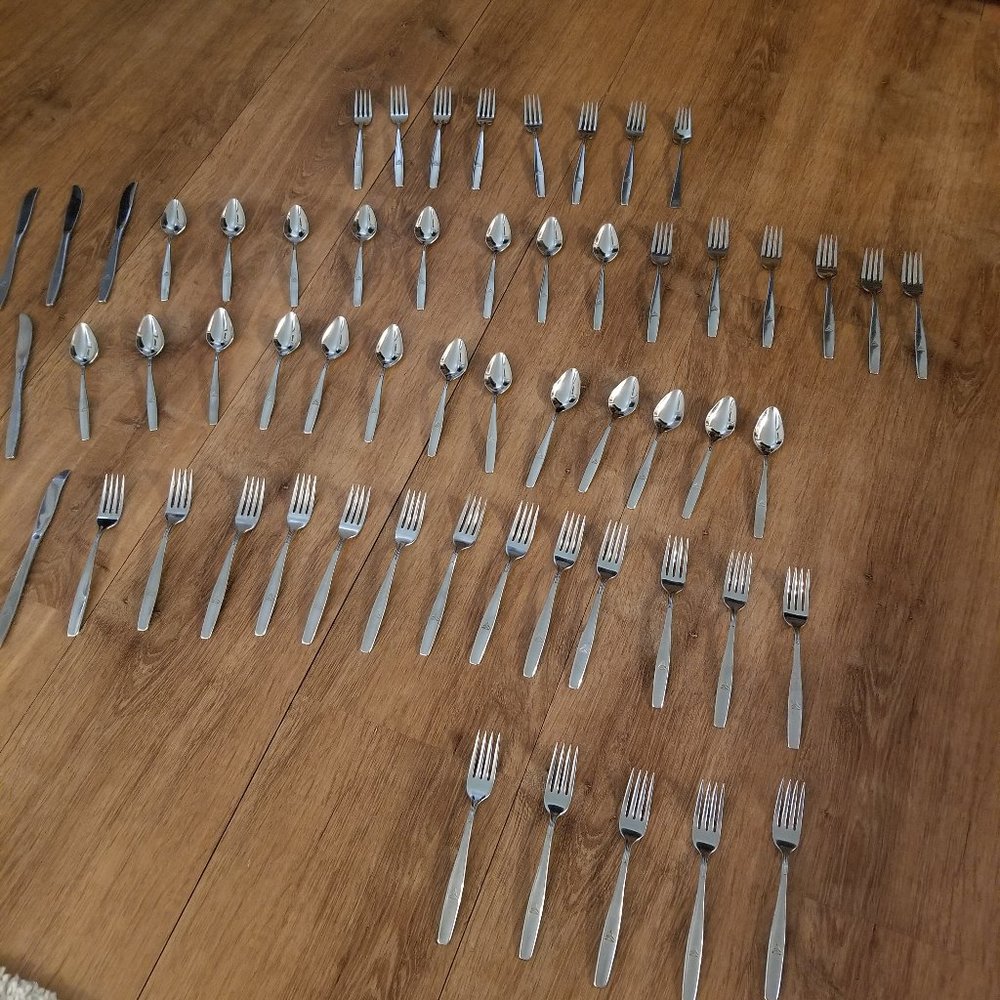 Rogers Cutlery Co. Stainless U.S.A. Vintage Delta silverware